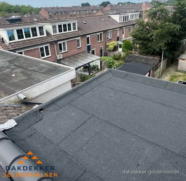 Dakinspectie plat dak aanbouw in Geldermalsen